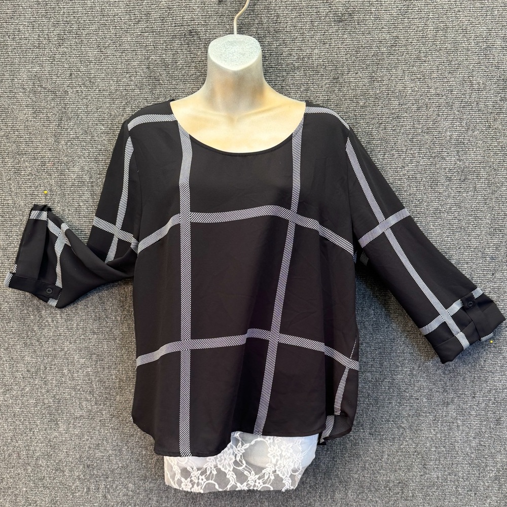 41 Hawthorne Hi-Lo Blouse